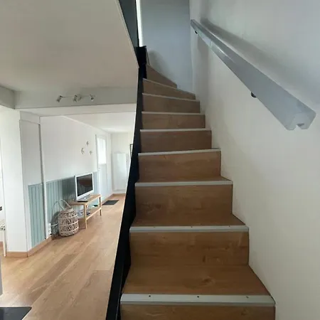 Petit Maison Avec Terrasse Exposee Sud